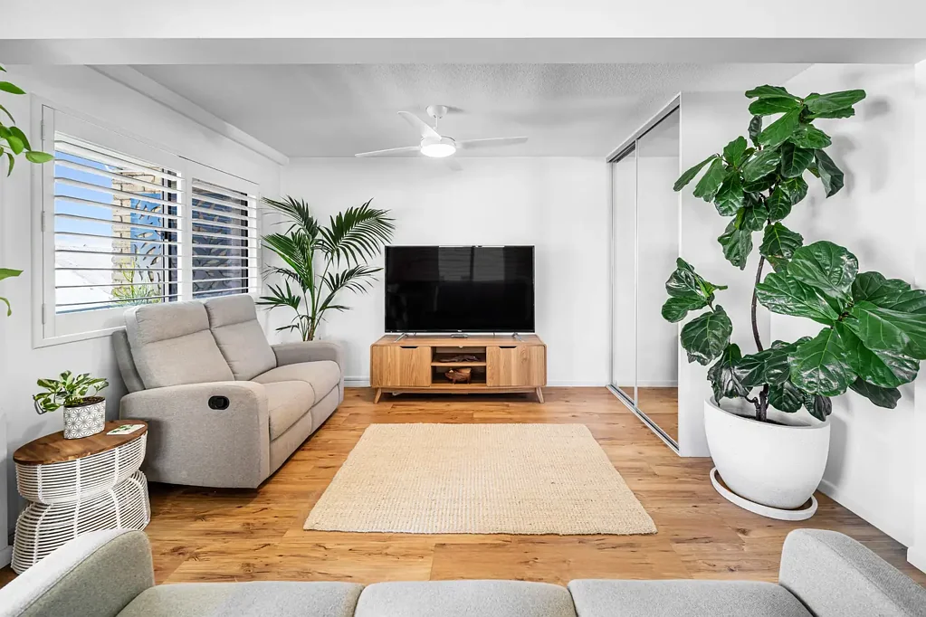 Mooloolaba 2Phòng ngủ Coastal Elegance with Hinterland Views