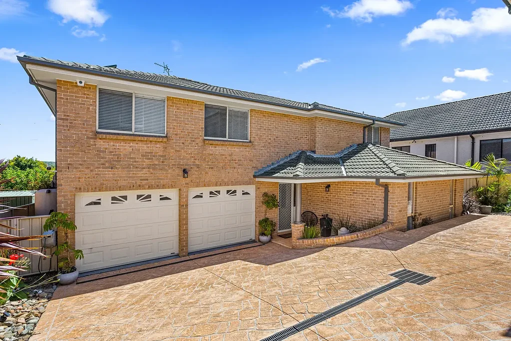 1/2 Hennesy Street, Flinders, NSW 2529