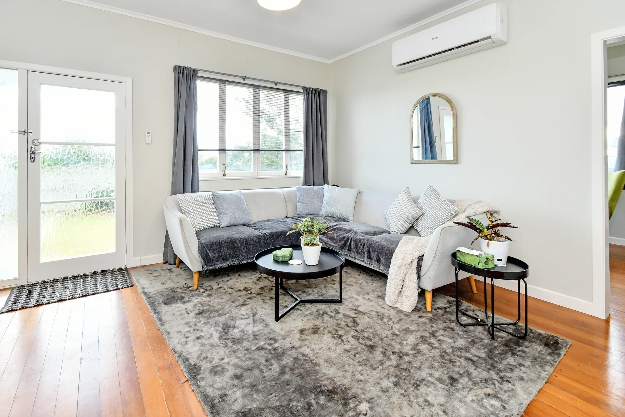 Mangere 3Zimmer Wait to you see inside!