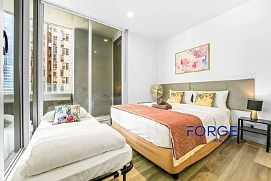 1311/68 La Trobe Street, Melbourne, VIC 3000, 3 Bedrooms, 2 Bathrooms, Apartment