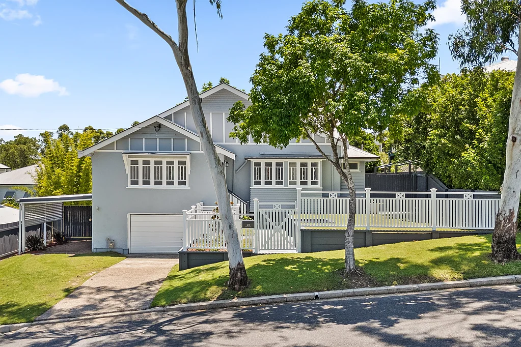 23 Kauri Road, Ashgrove, QLD 4060