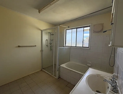 99 Chelldan Avenue, Dalby, QLD 4405, 5房, 1浴, Lifestyle Section