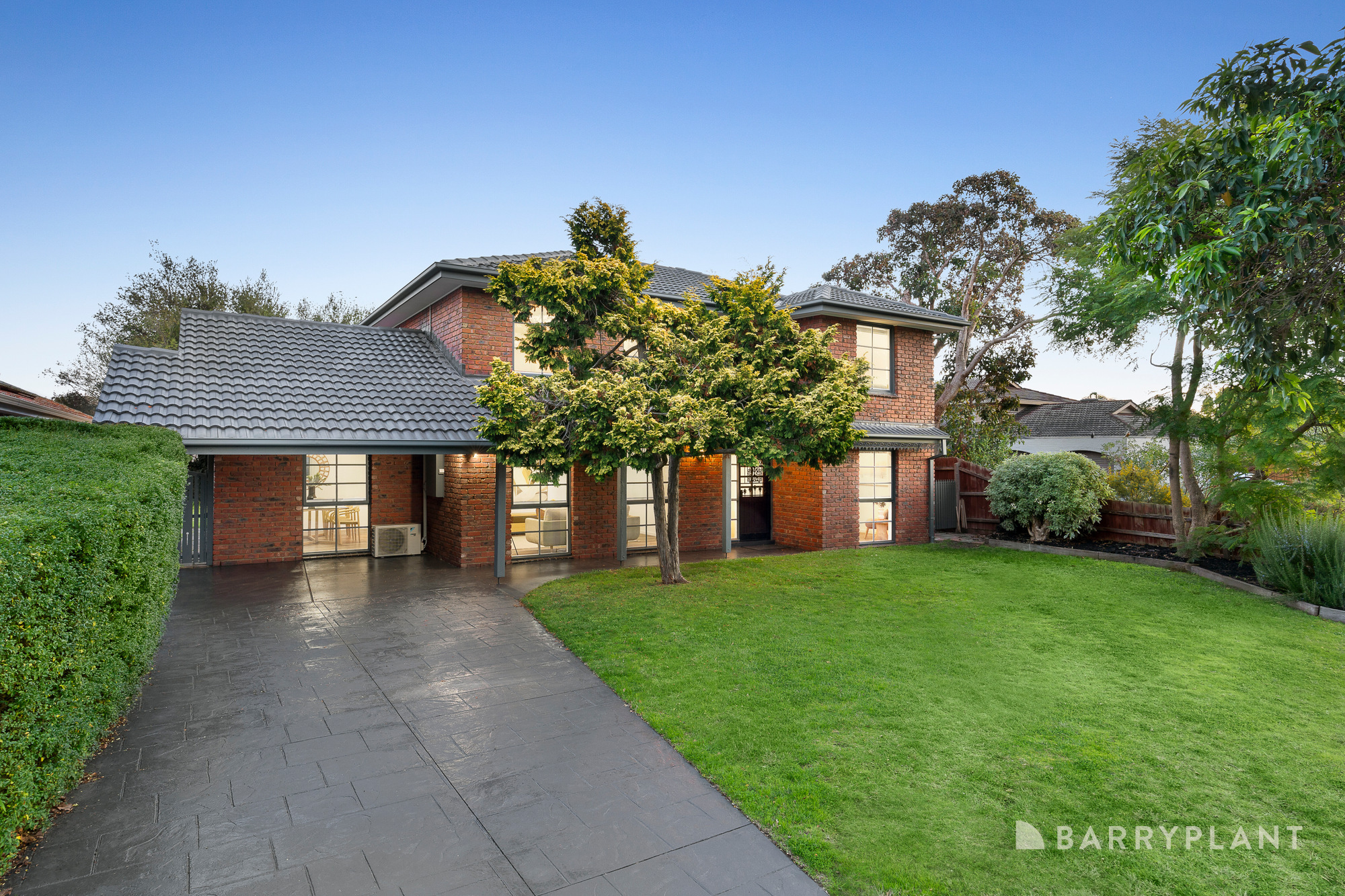 10 COLIN CT, DINGLEY VILLAGE VIC 3172, 0 chambres, 0 salles de bain, House