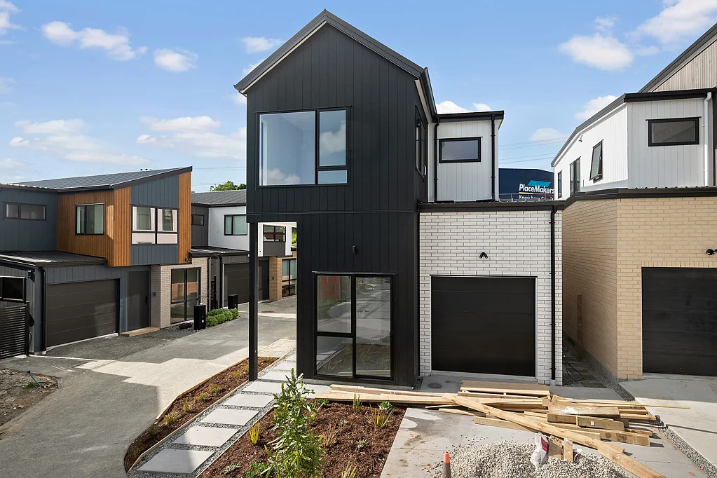 Silverdale 4部屋 Modern Silverdale Living at Its Best