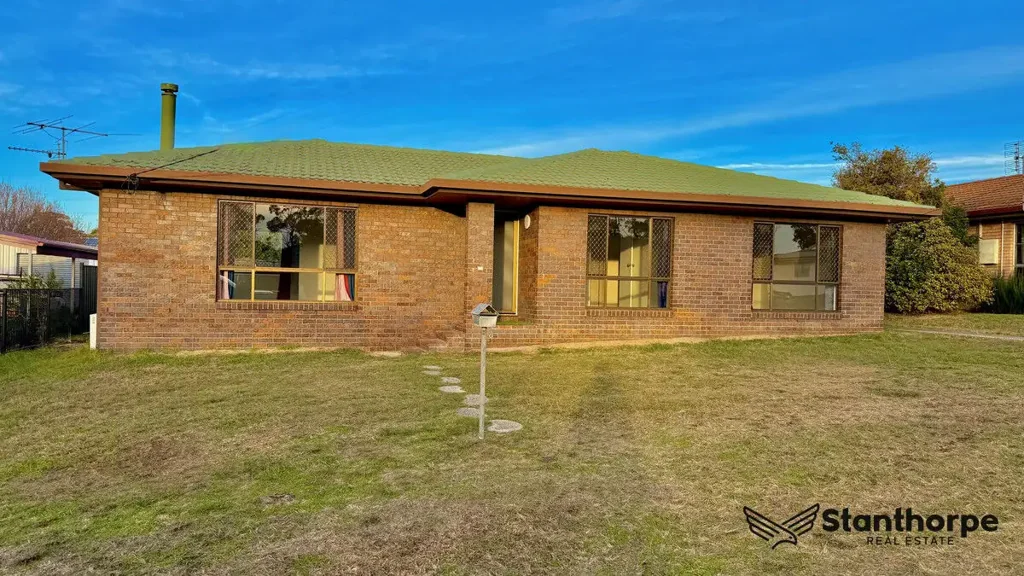 Comfortable Family Brick Home in Stanthorpe