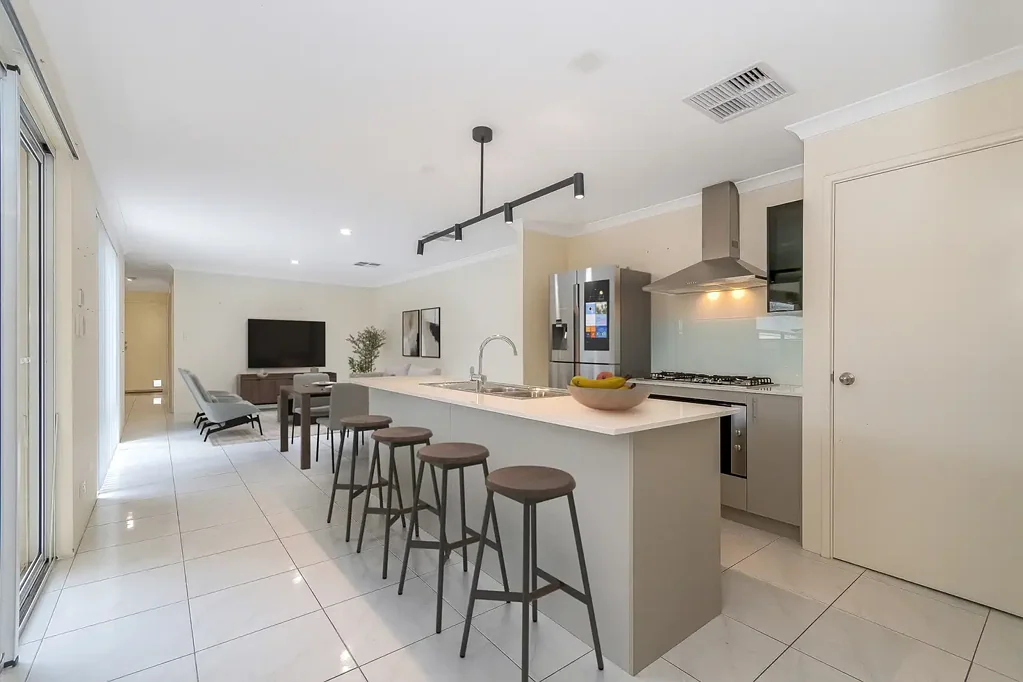 Southern River 3બેડરૂમ Great Starter Home or Investment !