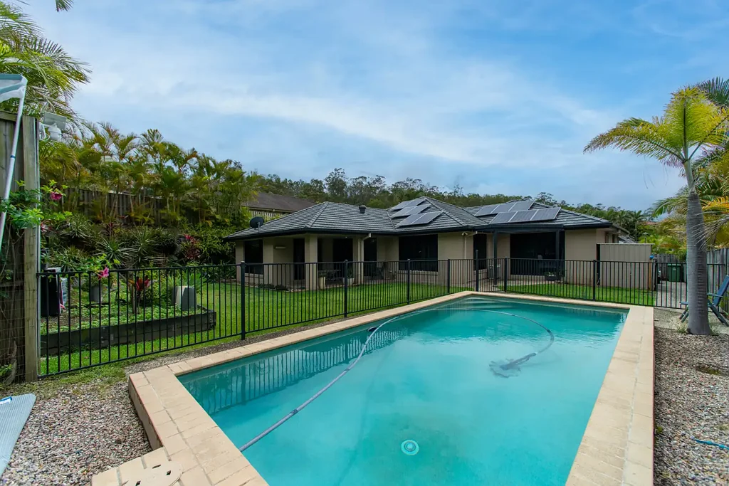 8 McRae Circuit, Pacific Pines, QLD 4211