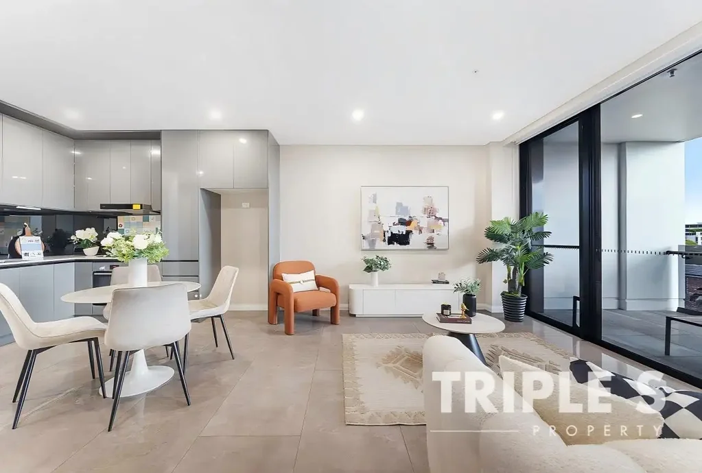 PRIME LOCATION | RENOVATED 2 BEDROOM | DISTRICT VIEW