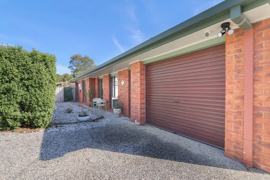 2/8 McEwen Crescent, West Wodonga, VIC 3690