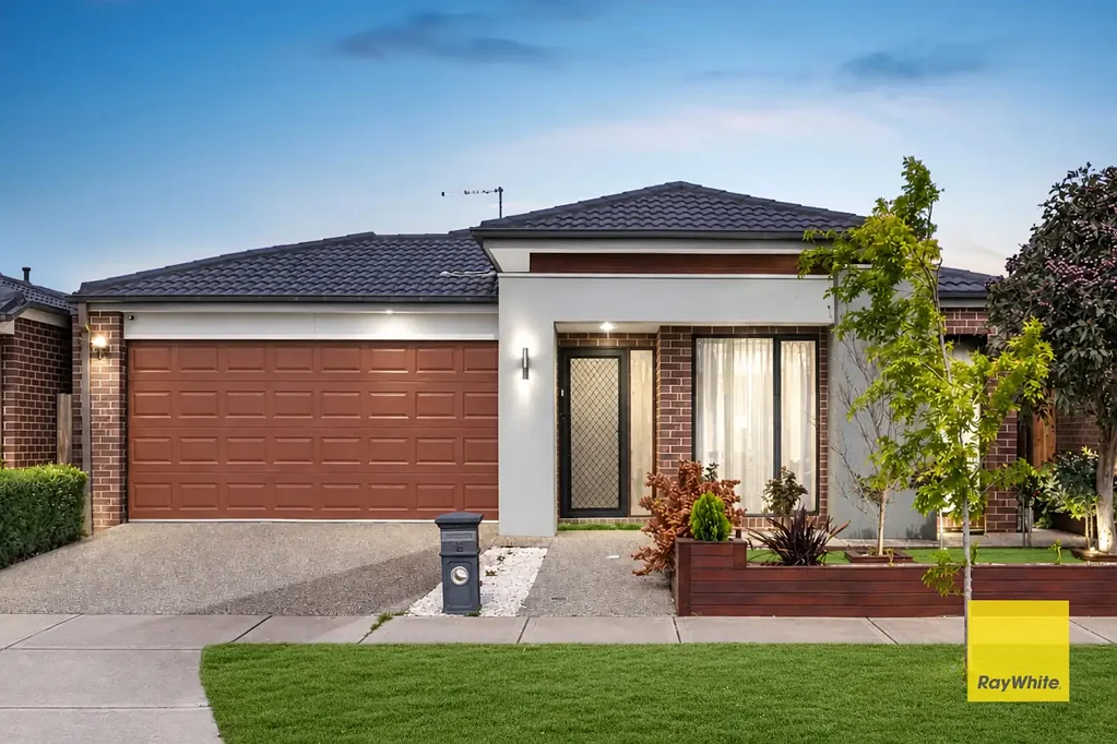 Tarneit 4બેડરૂમ Proudly Built by Carlisle Homes - Quality, Luxury & Modern Family Living