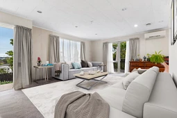 6 Hueglow Rise, West Harbour