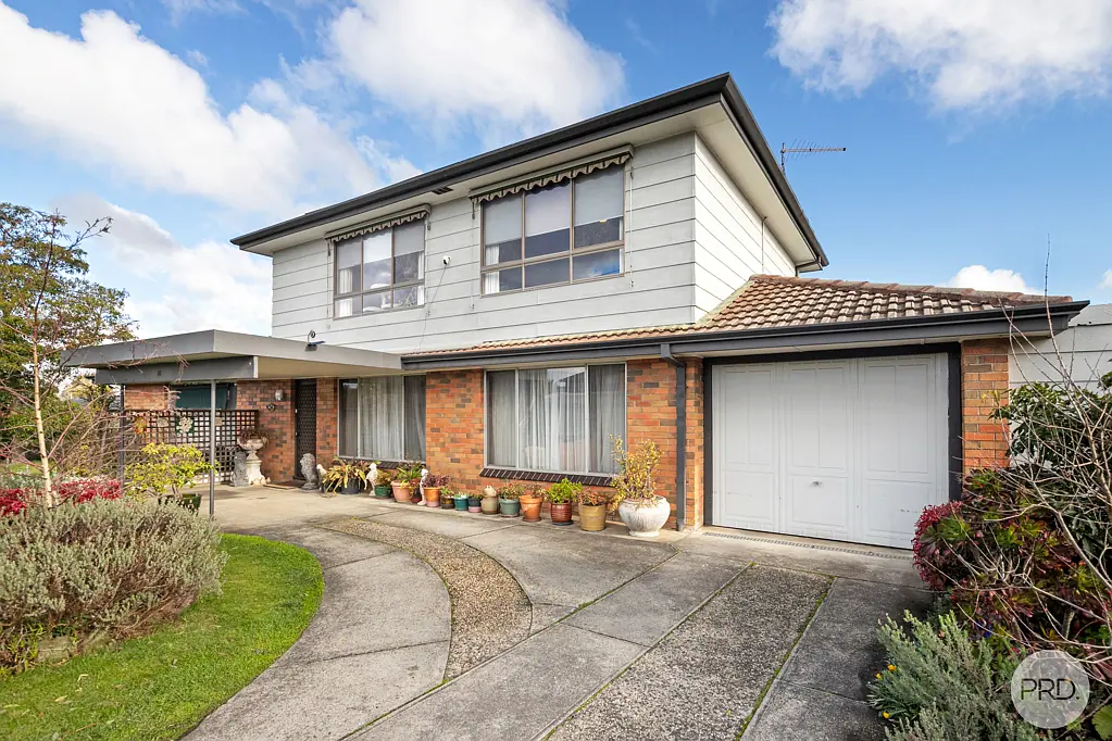 15 Lewis Court, Sebastopol, VIC 3356