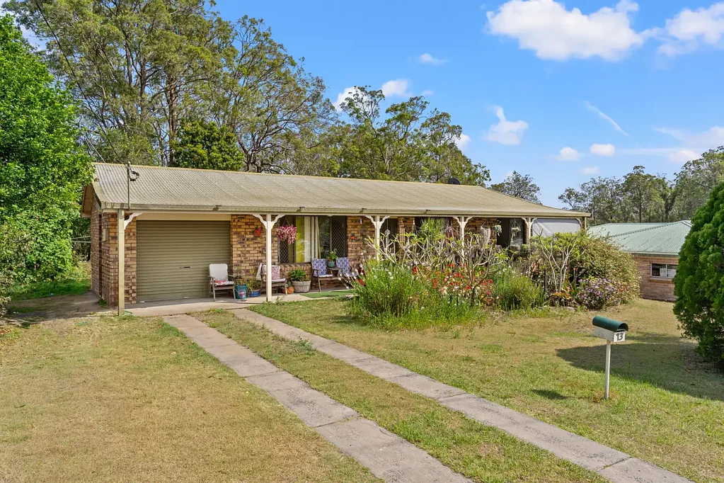 13 Lakeview Drive, Geneva, NSW 2474