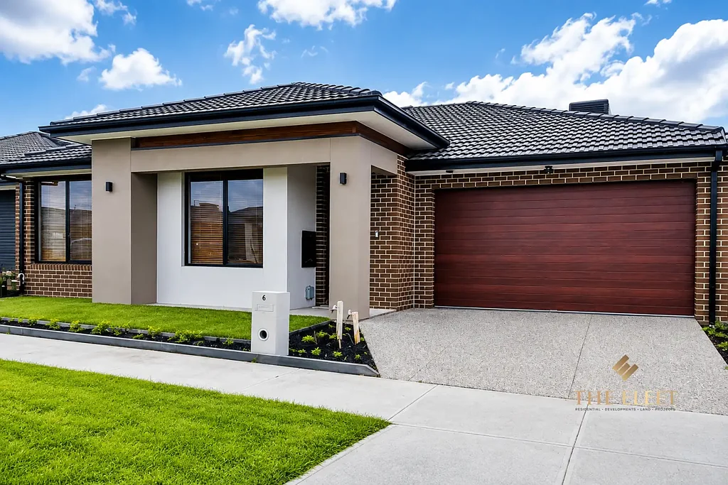 Spacious 4-Bedroom Family Home with Multiple Living Areas