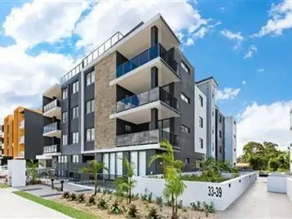 Luxury 2 Bedroom Apartment