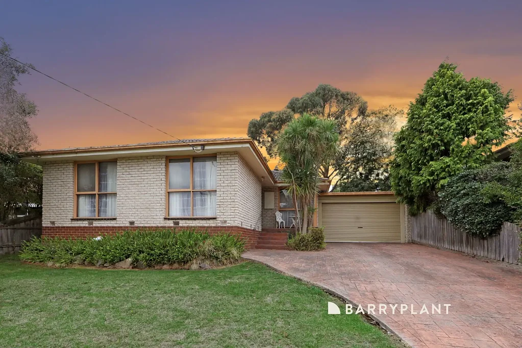 8 Carrara Road, Rowville, VIC 3178