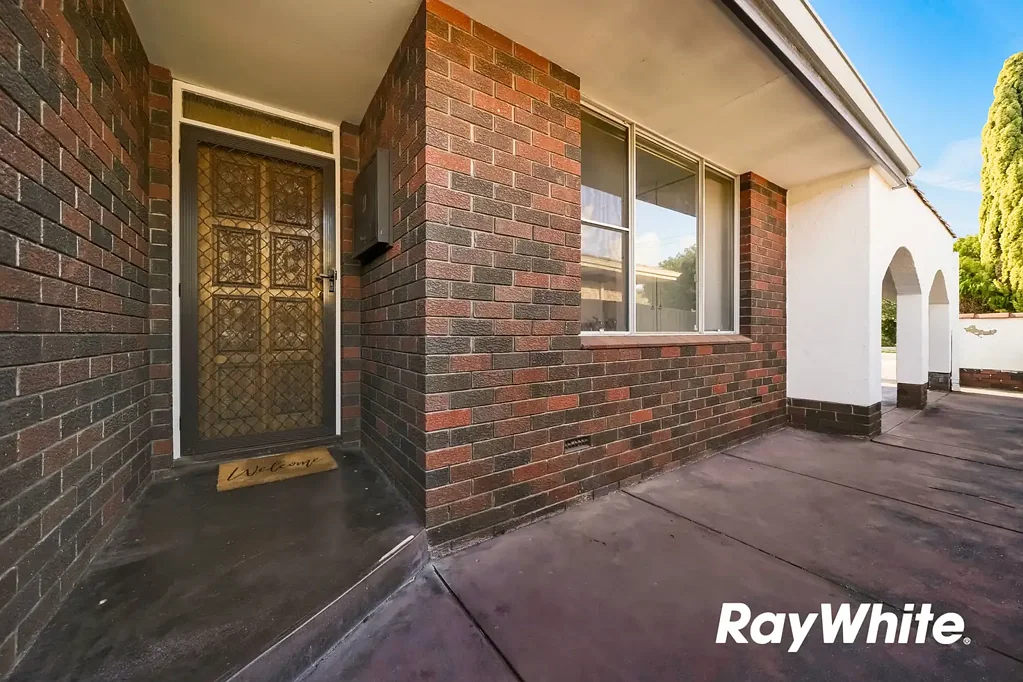 Dianella 3ਬੈੱਡਰੂਮ Spacious and Solid Duplex Home in the Heart of Dianella
