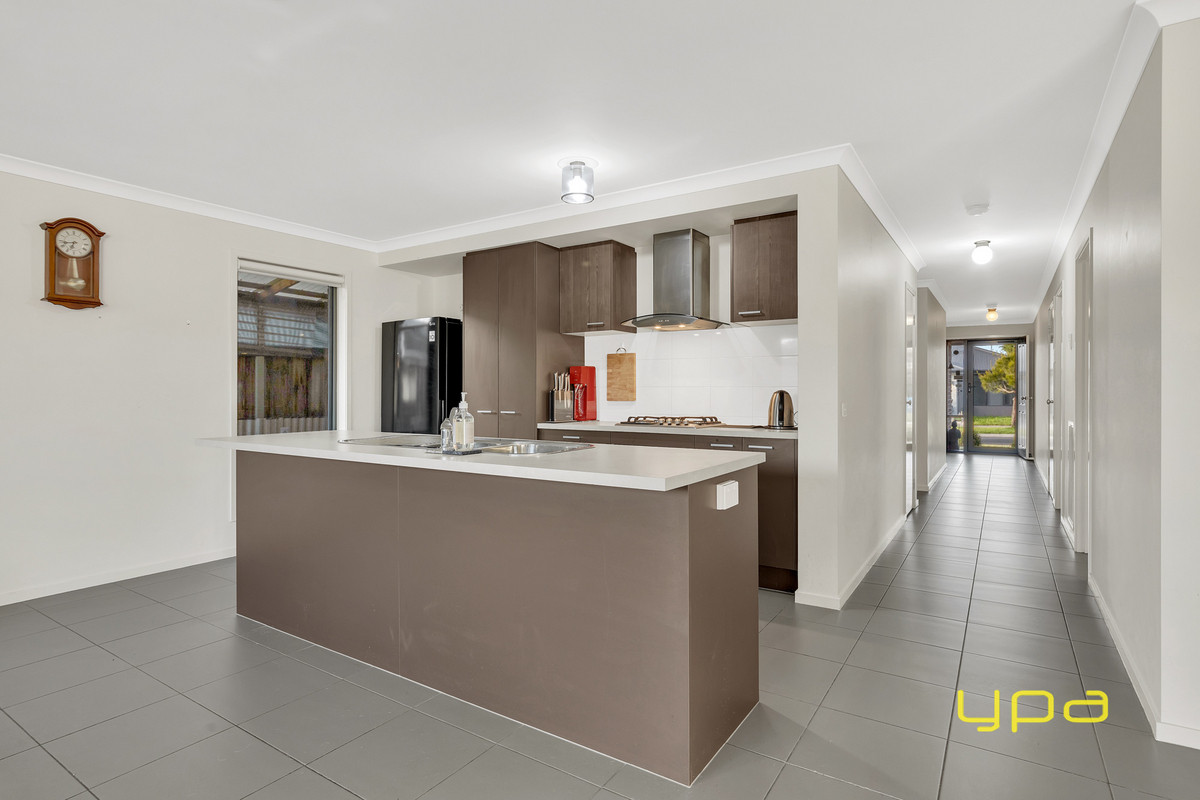 9 MAYFLOWER DR, CRANBOURNE WEST VIC 3977, 0房, 0浴, House