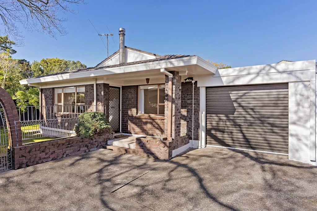2/35 Miltonia Avenue, Te Atatu South, Waitakere City, Auckland