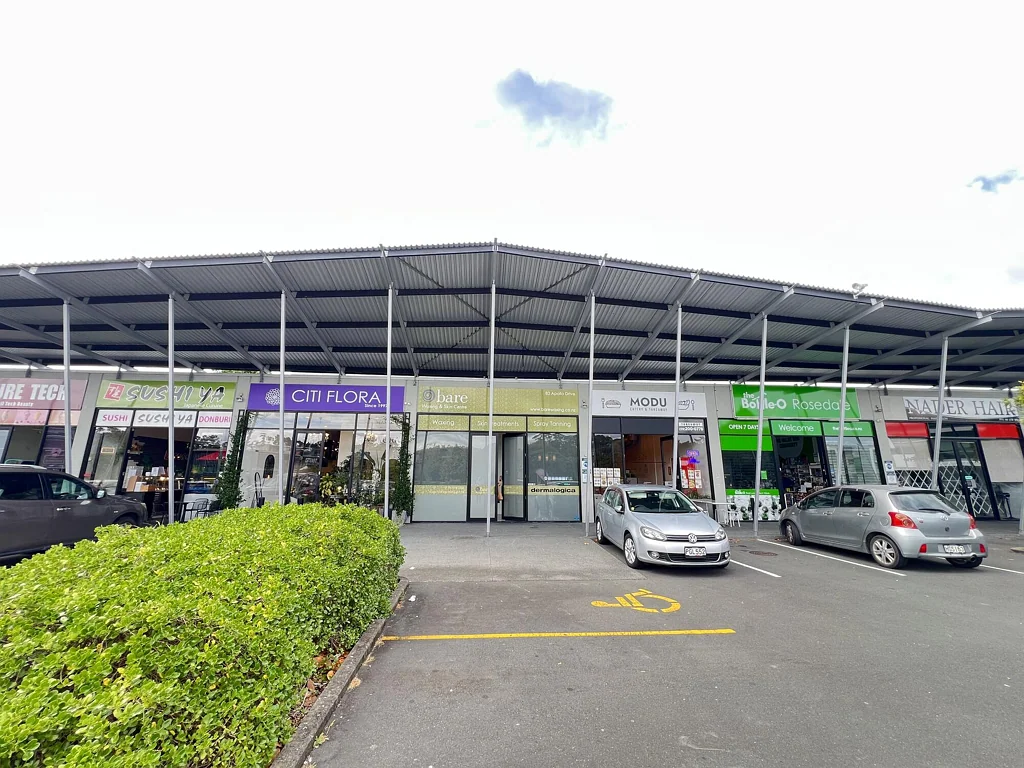 Albany Prime Albany retail with partitioned rooms