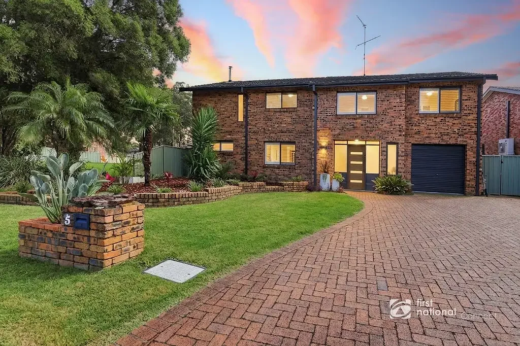 5 Erringhi Place, Mcgraths Hill, NSW 2756