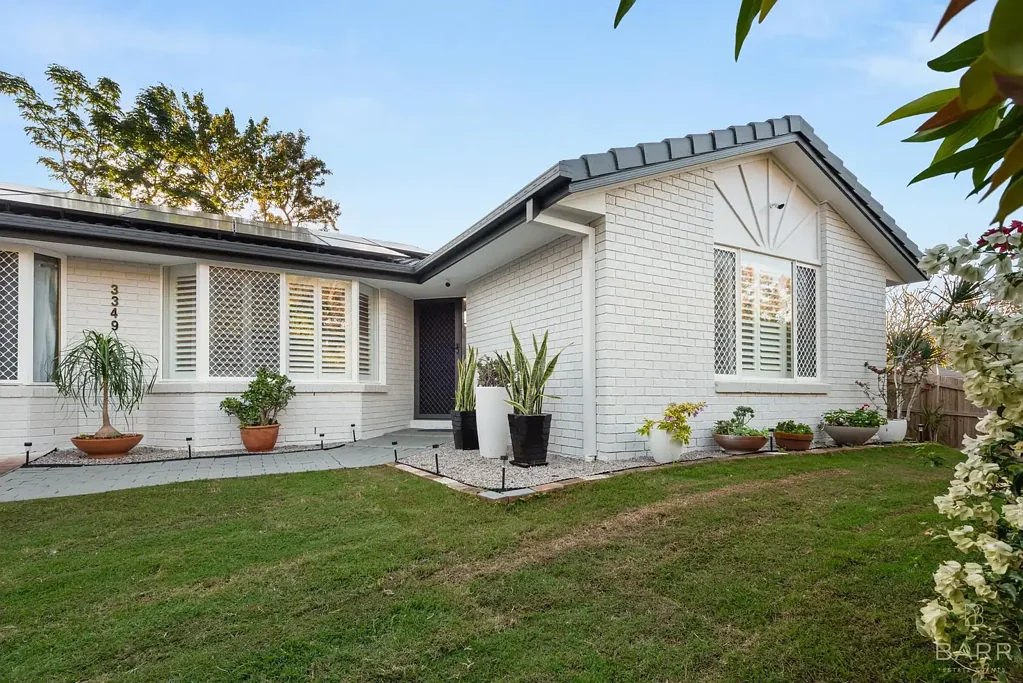 Bellbowrie 5chambre ELEVATED FAMILY HOME - 5 bedrooms on 740m2!