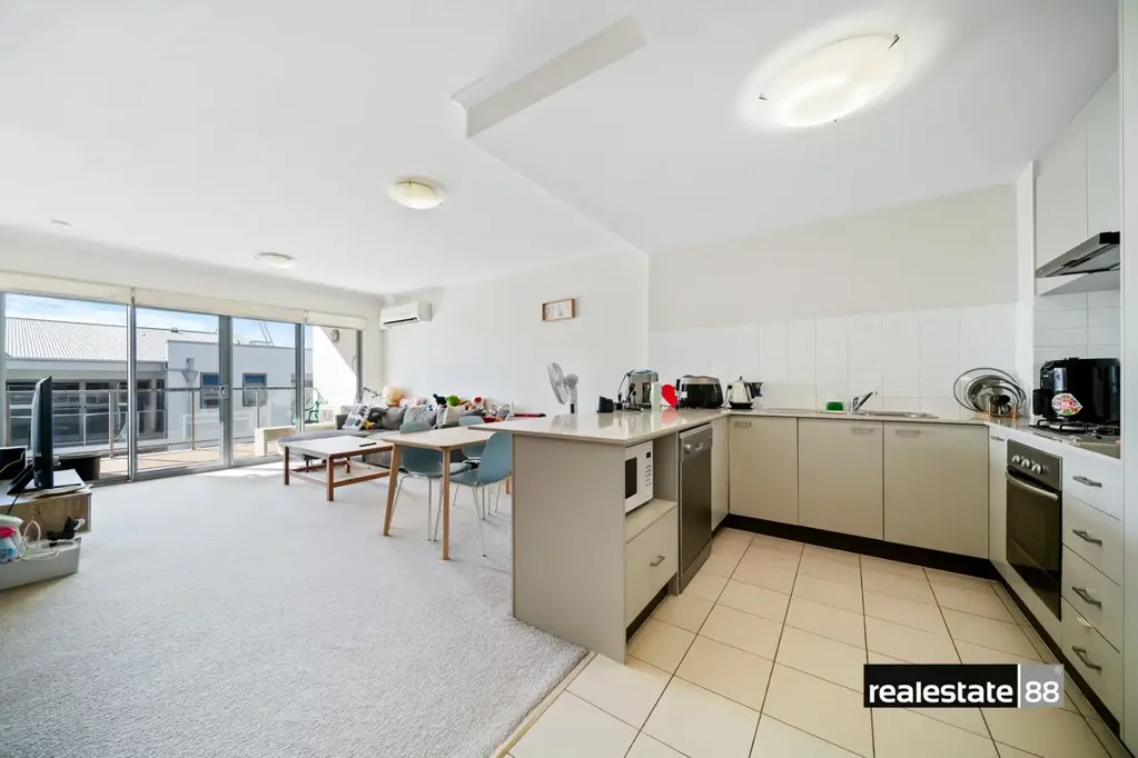76/154 Newcastle Street, Perth, WA 6000
