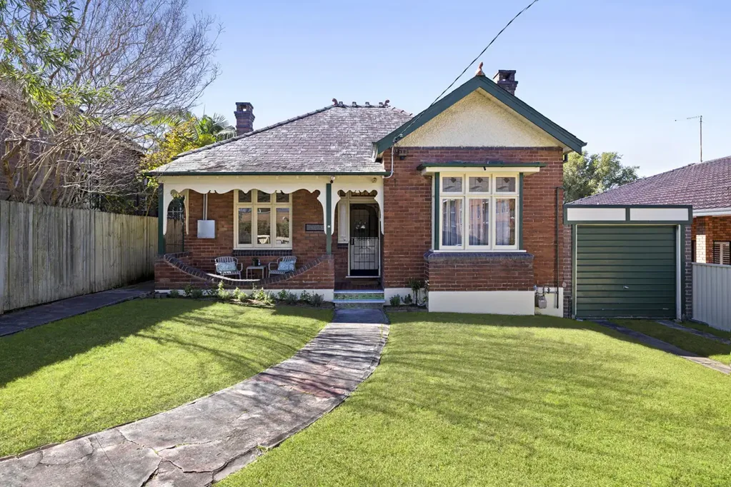 8 Croydon Avenue, Croydon, NSW 2132, 3 Bedrooms, 1 Bathrooms, House