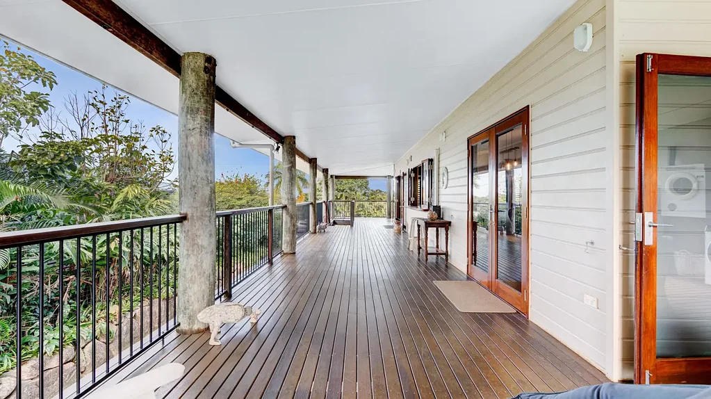 17 Admiralty St, South Mission Beach, QLD 4852