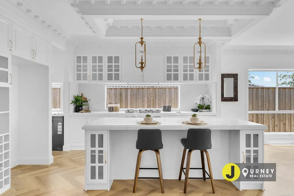 Warragul 5Kwarto Introducing 7 Penrith Avenue, Warragul – An Unrivalled Masterpiece of Luxury & Sophistication!