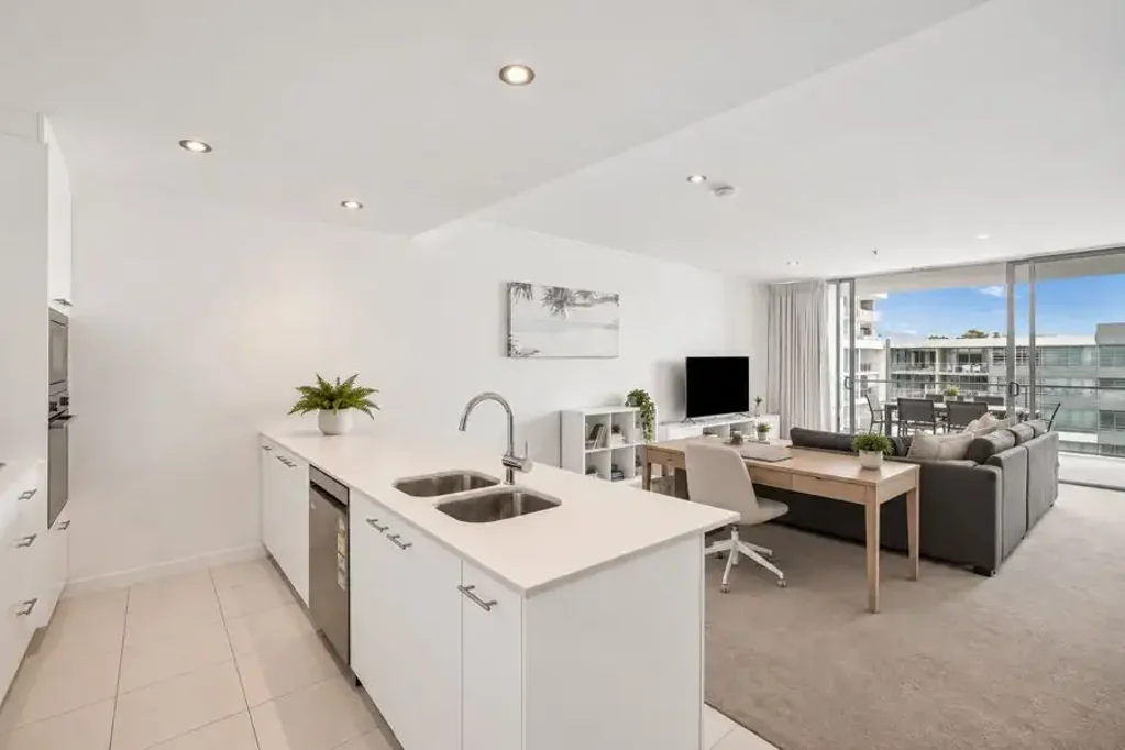 Broadbeach Waters 2બેડરૂમ Resort-Style Living in the Heart of Broadbeach Waters - Freshwater Point