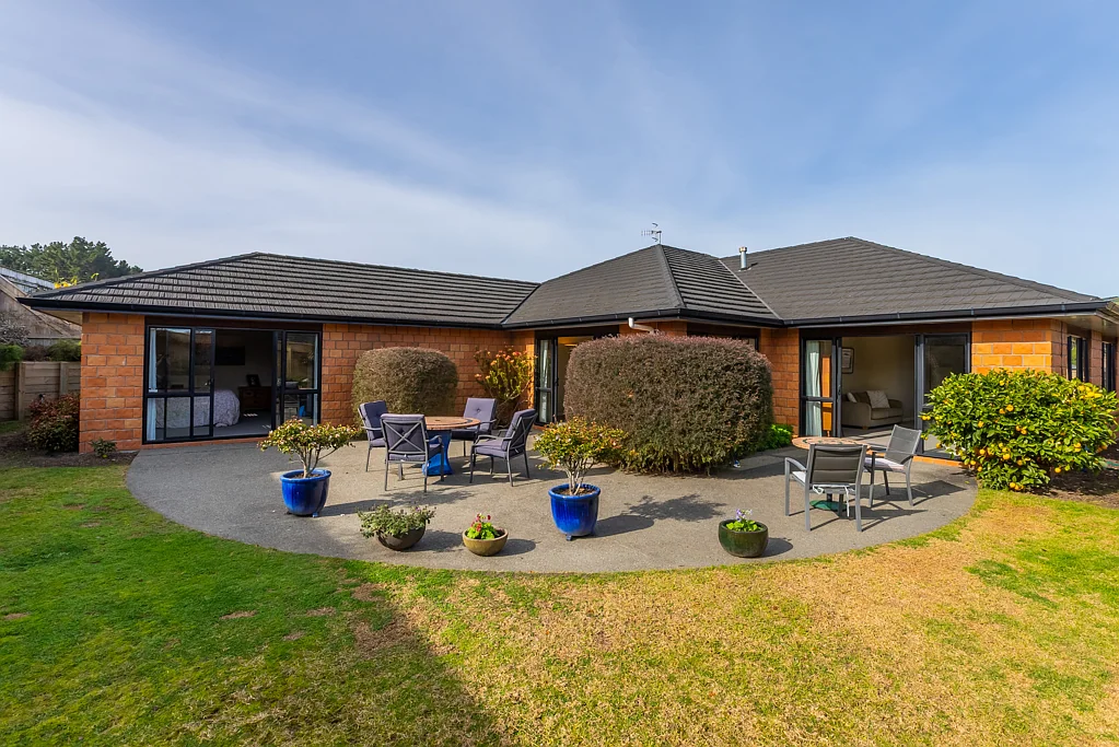 Paraparaumu 4房  The Complete Package!
