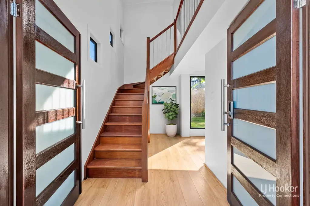 Strathpine 3Habitaciones PACKED WITH POTENTIAL ON A GENEROUS BLOCK � RENOVATE, REFRESH & REAP THE REWARDS