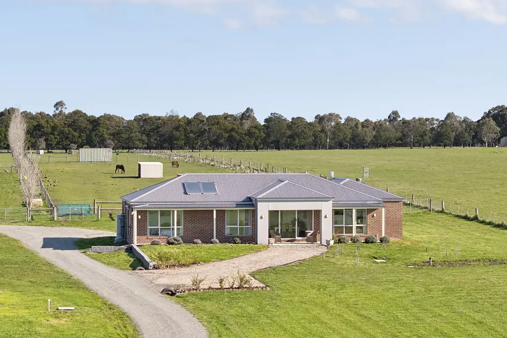 Kyneton 4 Bedroom Cherryfield Farm - Country Living on Kyneton's Doorstep
