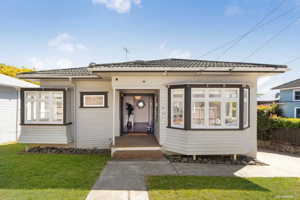 Mount Albert 3ਬੈੱਡਰੂਮ Character Home, Great Potential.