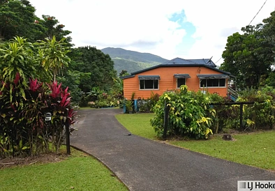20 Black St, Tully, QLD 4854, 3 phòng ngủ, 1 phòng tắm, House