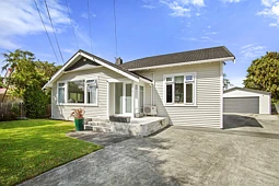 6 Sherwood Street, Woburn