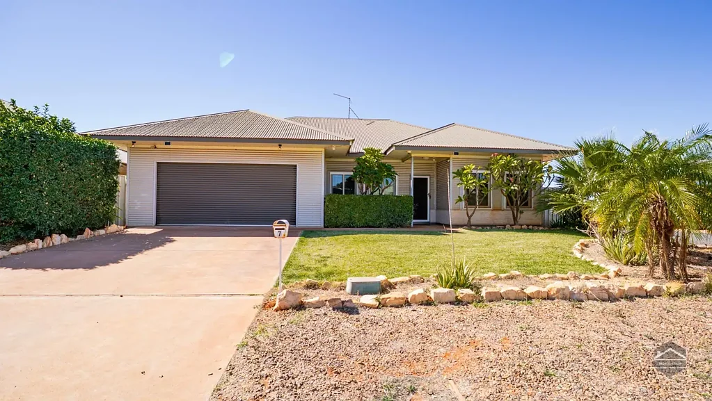South Hedland 3 Slaapkamer 11%+ ROI | Rare Corner Block with Dual Access | Corporate Lease | Value-Add Opportunity
