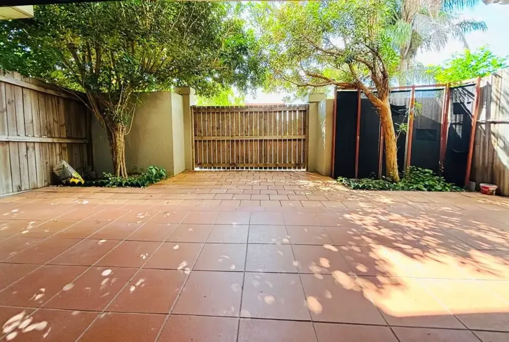 Fabulous Rear Unit with Nice Leafy Courtyard!