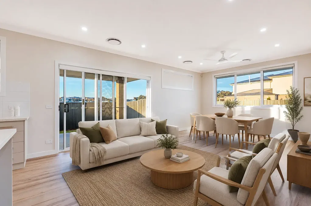 Modern Family Living with Solar, Space & Style