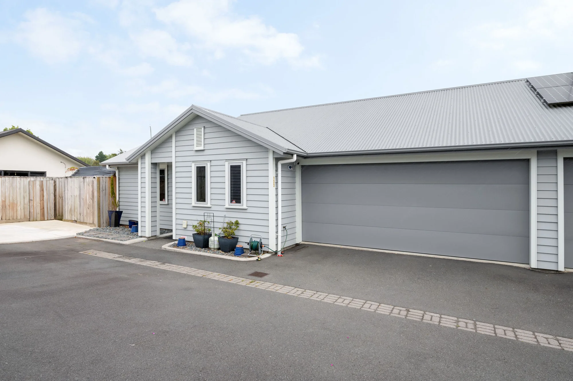 Forest Lake 3房  Freehold + Double Garage
