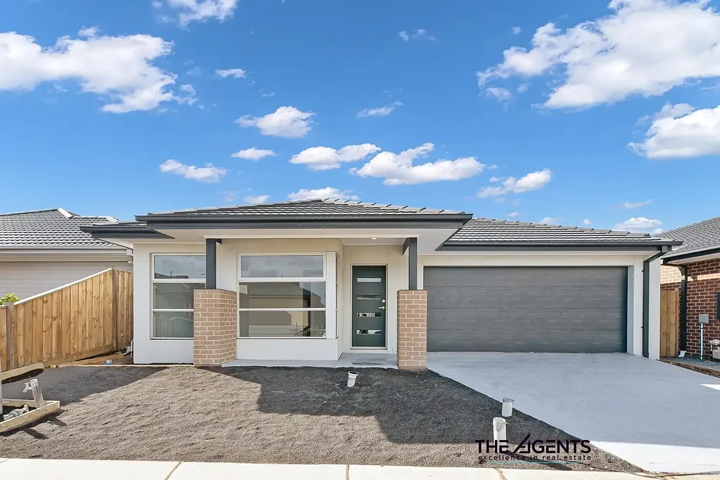 Stylish Family Living in Wyndham Vale 4 Bedrooms, Alfresco & Double Garage