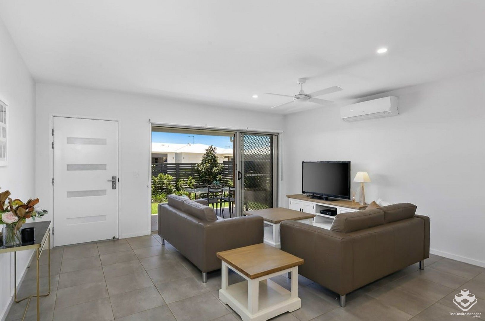 20 SALISBURY ST, REDLAND BAY QLD 4165, 0 ห้องนอน, 0 ห้องน้ำ, Townhouse