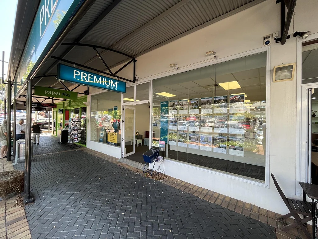 Devonport Versatile retail/ office