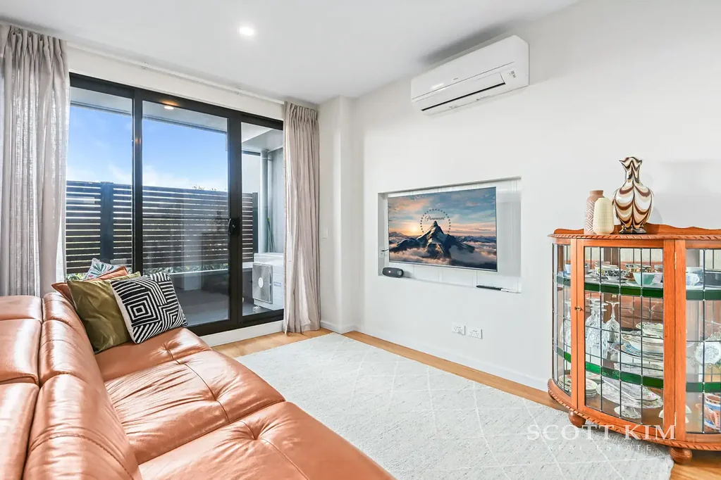 Blackburn South 2ਬੈੱਡਰੂਮ Rare Find – Stylish Apartment in a Sought-After Location