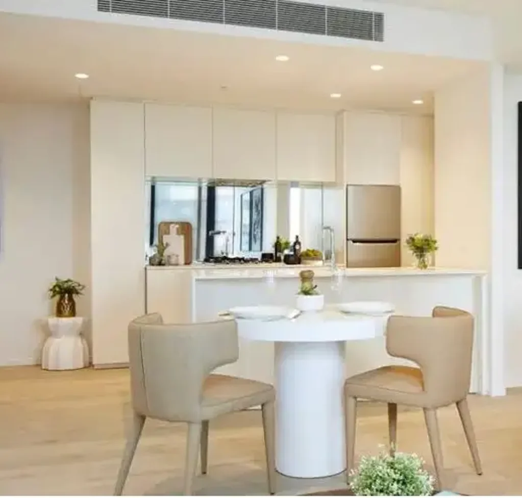 Bellfield 3房 采光充足的精心建造联排别墅 Light filled quality built townhouse