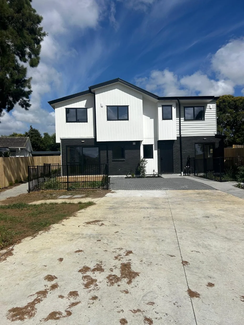 MANGERE EAST ,3 BEDROOMS