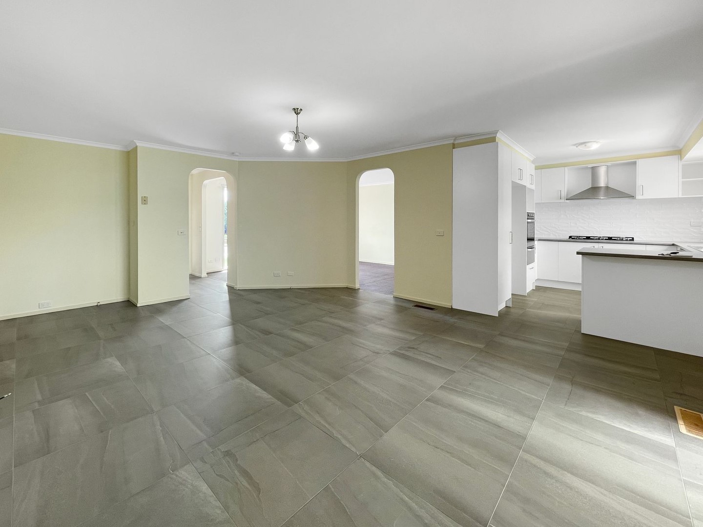 4 ROMANO AV, MILL PARK VIC 3082, 0房, 0浴, House