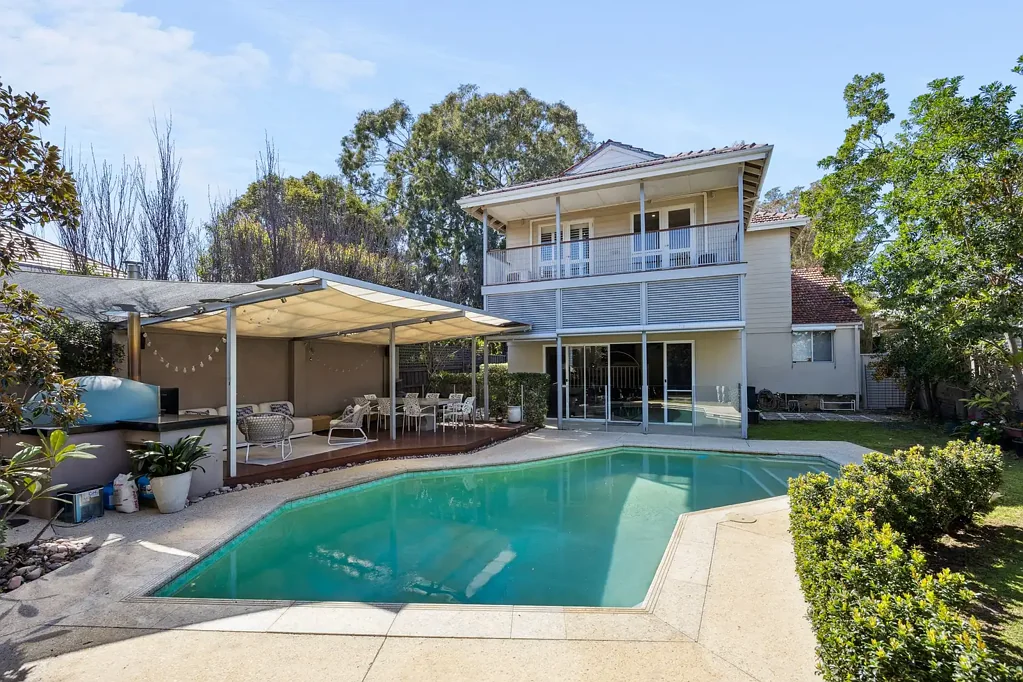Mosman Park 4ਬੈੱਡਰੂਮ EXCITING HILLTOP RESIDENCE. FULLY RENOVATED.