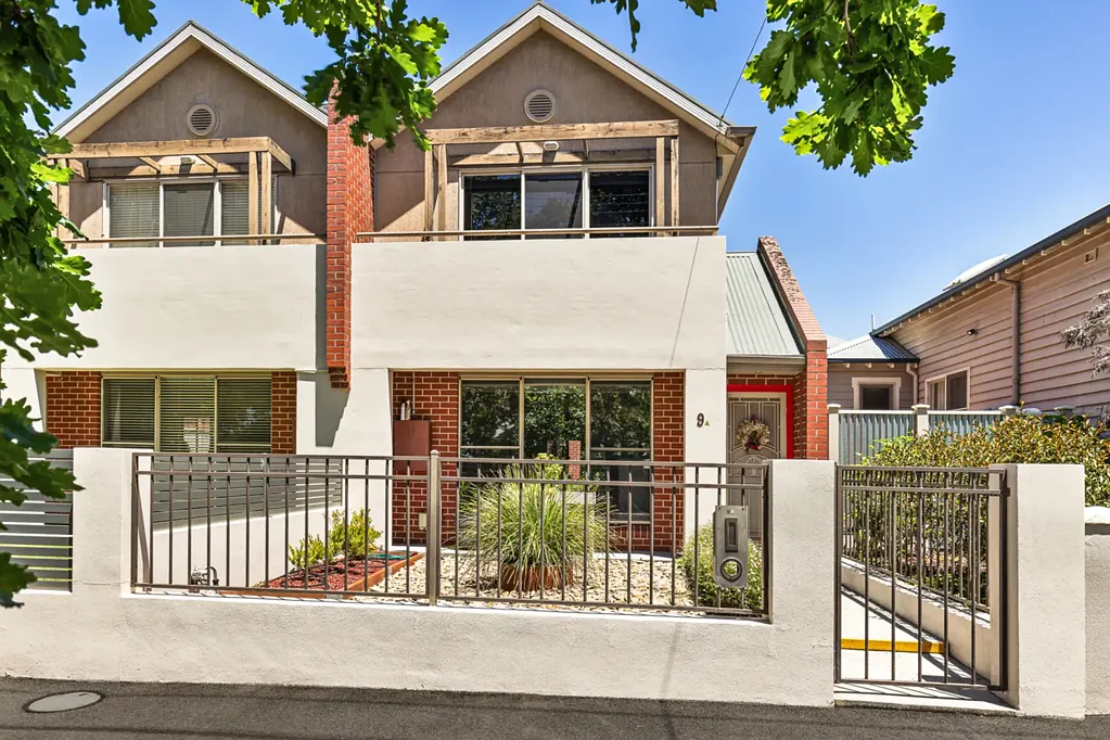 Ballarat Central 3 Bedroom City living close to the heart of town and Lake Wendouree